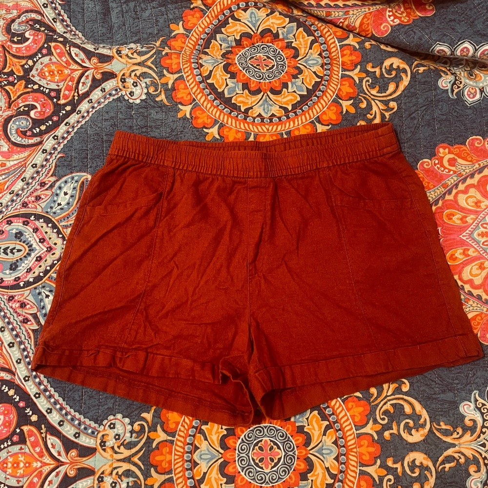 Old Navy Women's High Waist Brick Shorts